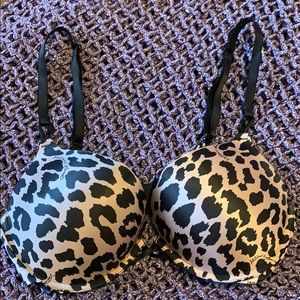 💜 Victoria’s Secret Bombshell Plunge Push Up Bra